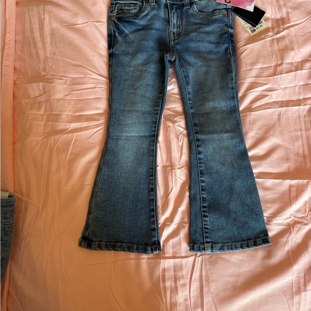 Celebrity Pink Flare Jeans in Blue